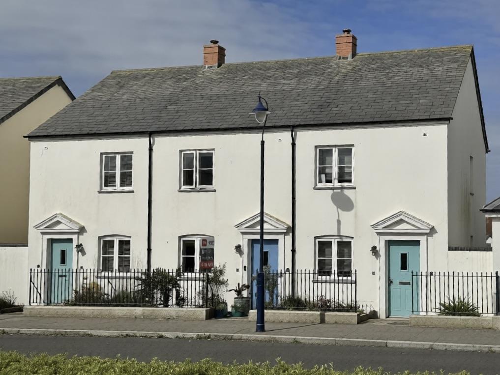 Gwarak Esels, Nansledan, Newquay